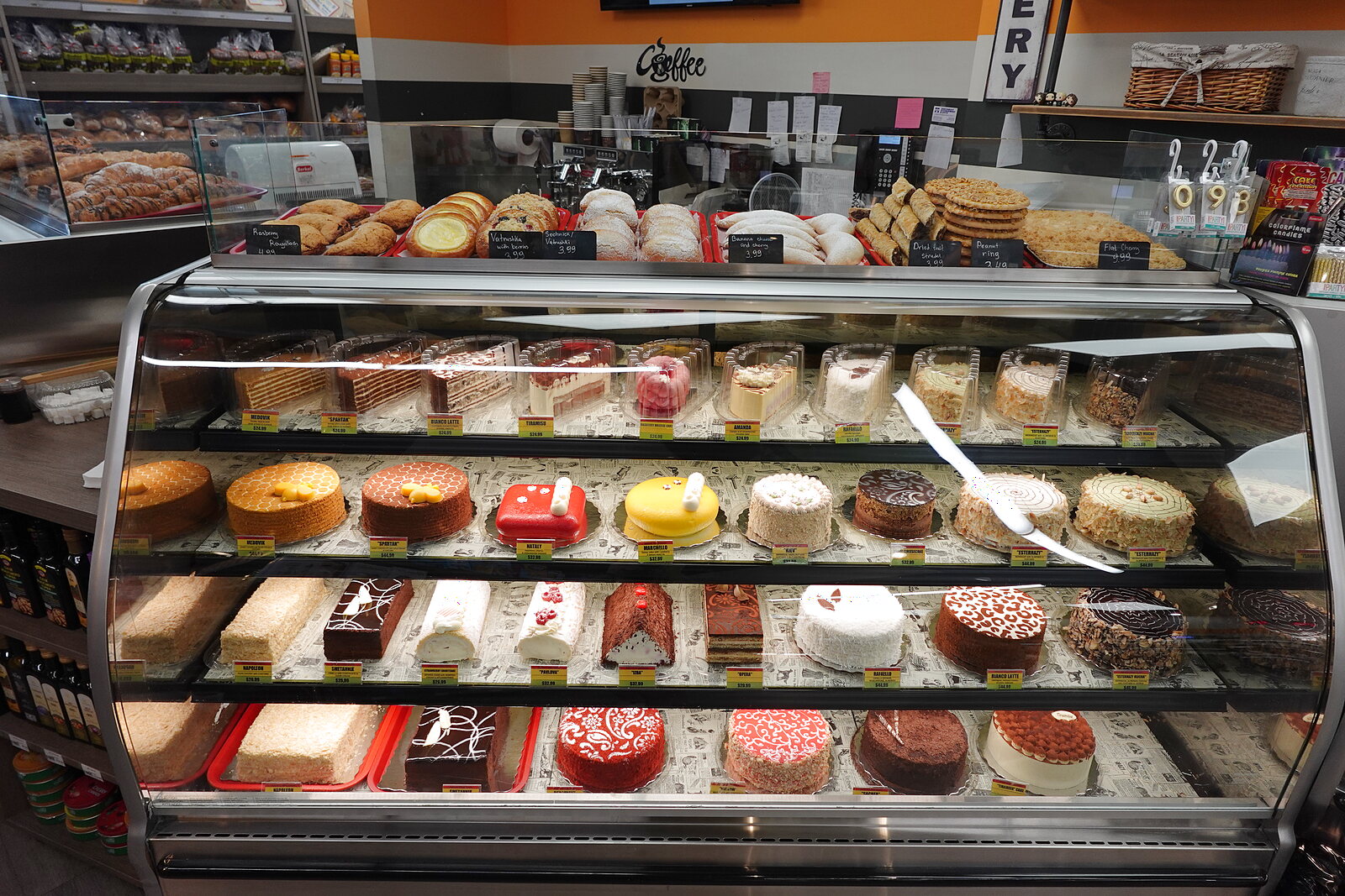 Daily bakery cakes